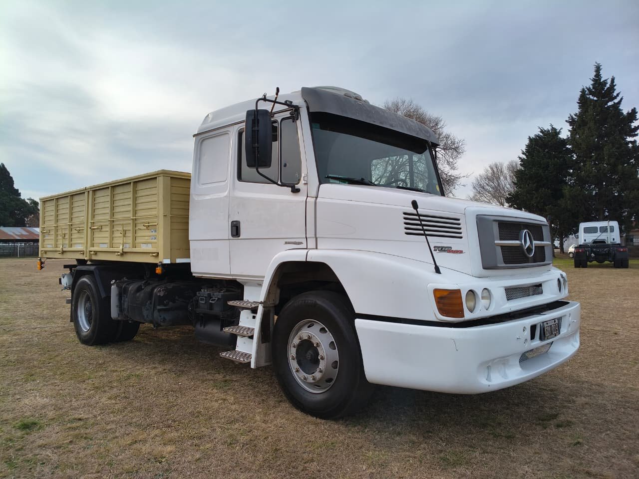 Montanari Camiones Camion usado - M Benz 1634
